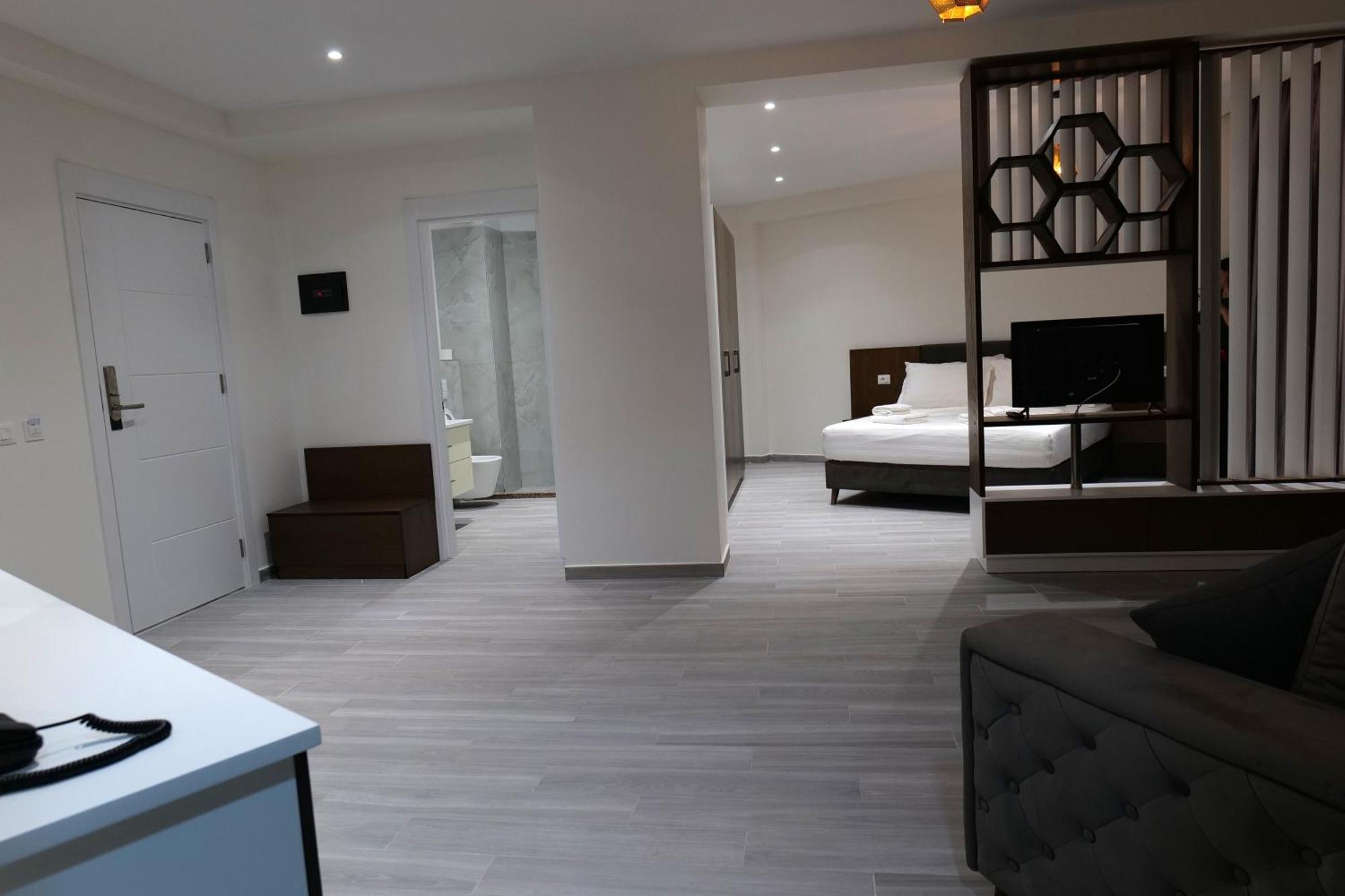 The Honeycomb Boutique Hotel Golem  Kültér fotó