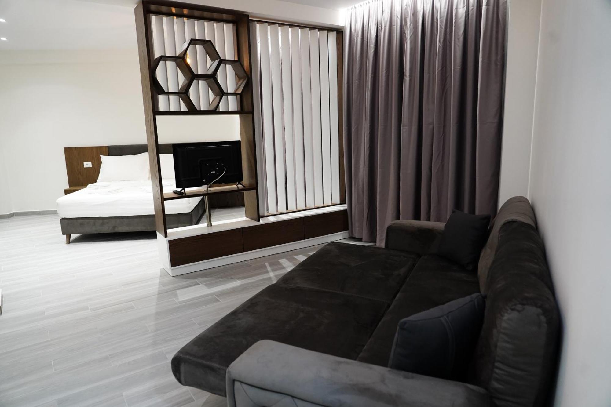 The Honeycomb Boutique Hotel Golem  Kültér fotó