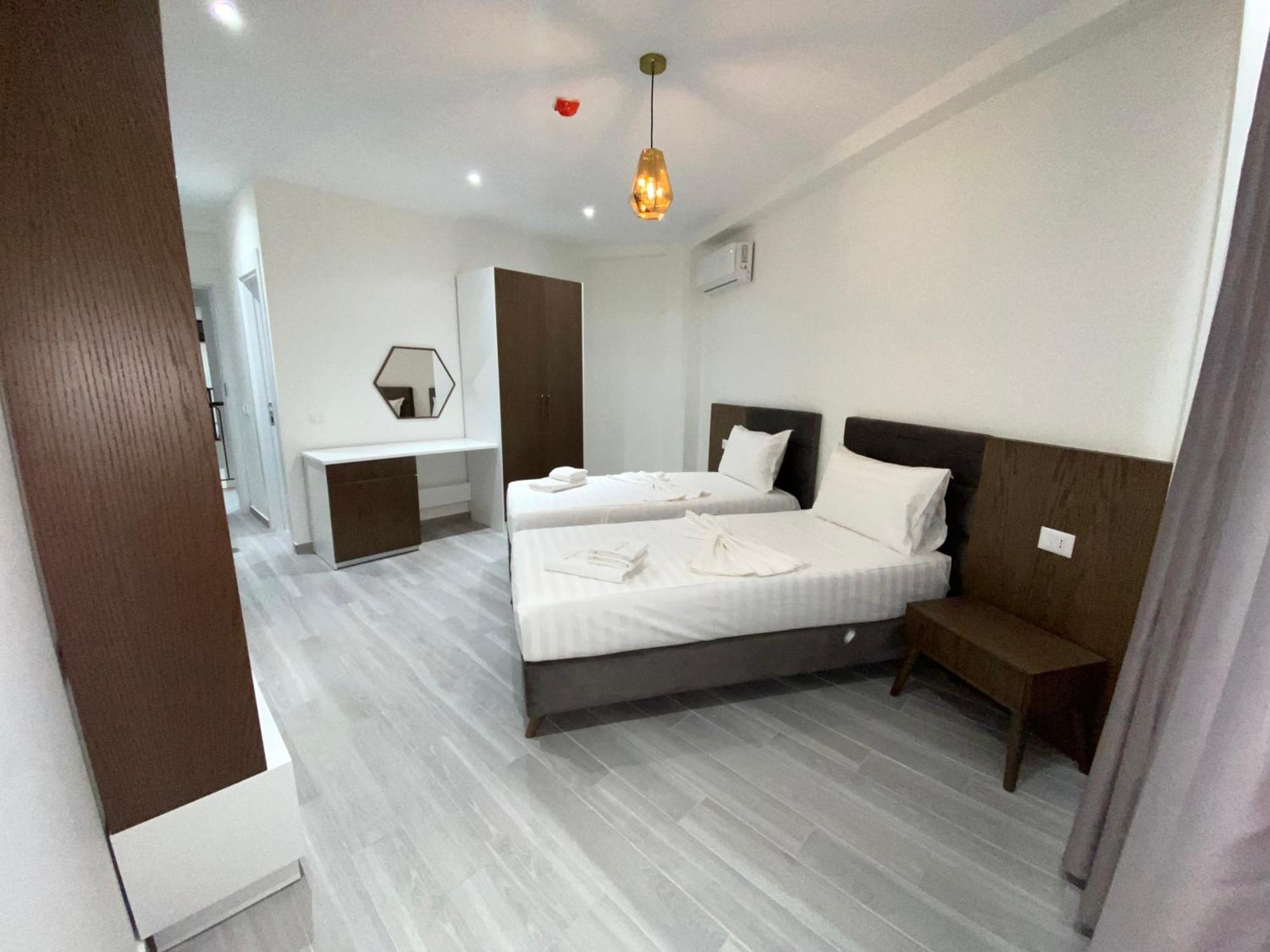 The Honeycomb Boutique Hotel Golem  Kültér fotó
